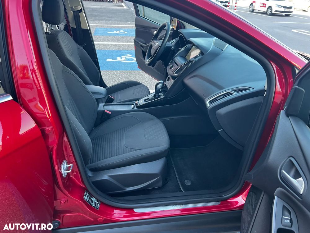 Ford Focus 1.0 EcoBoost Titanium Business - 9