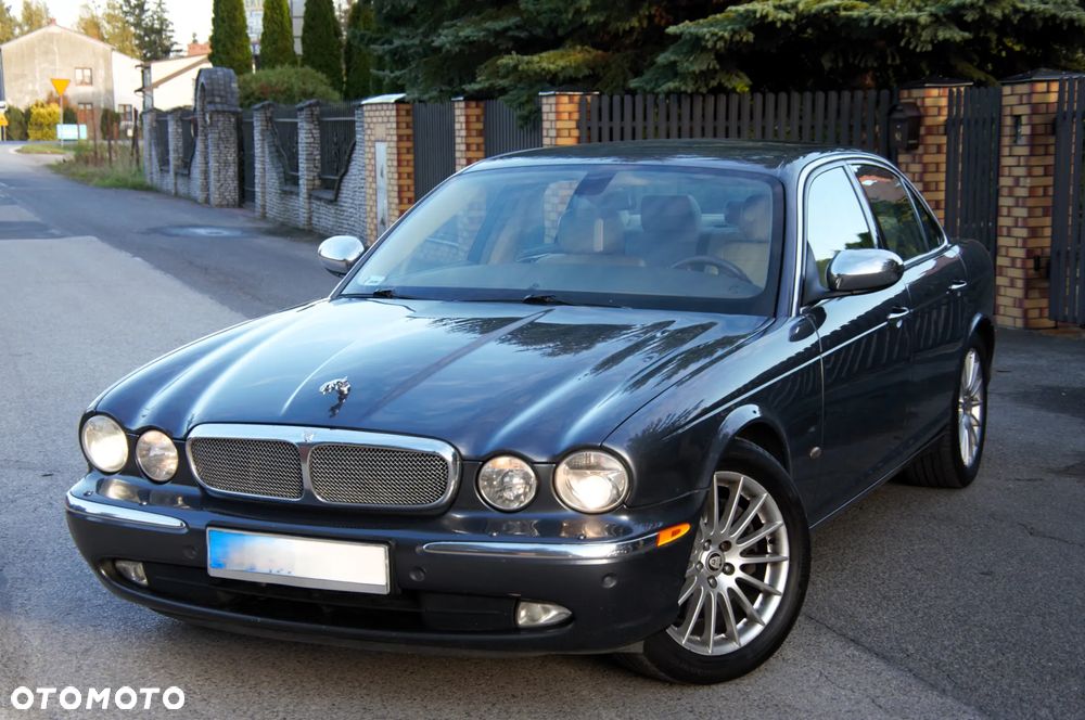 Jaguar XJ XJ6 2.7 D Executive - 29