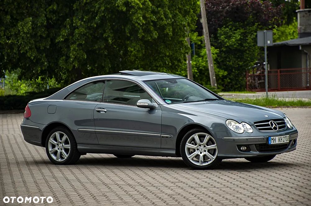 Mercedes-Benz CLK 320 CDI 7G-TRONIC Avantgarde - 4
