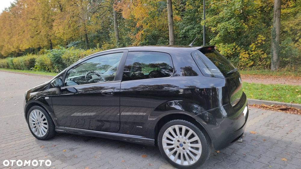 Fiat Punto 1.4 16V Sporting - 2