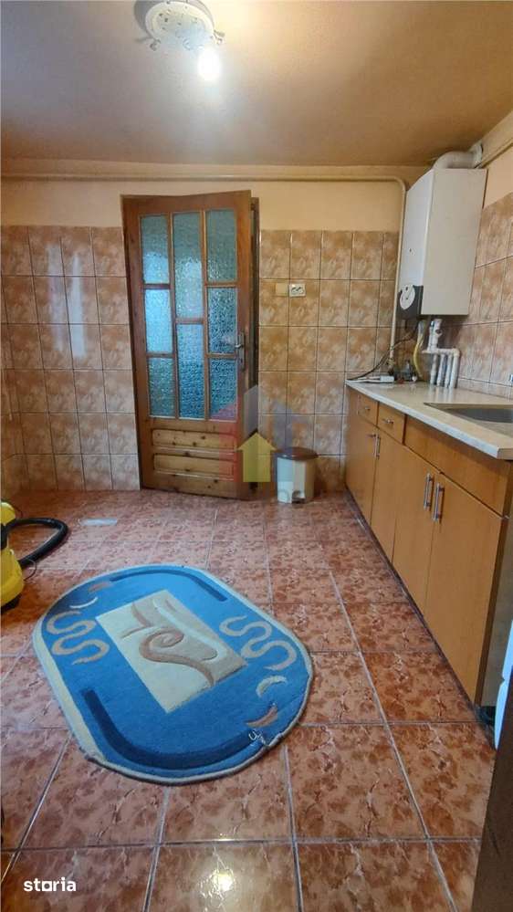 Chercea Casa doua corpuri cladire 5 cam  Teren=231 mp - Imagine principală: 4/12