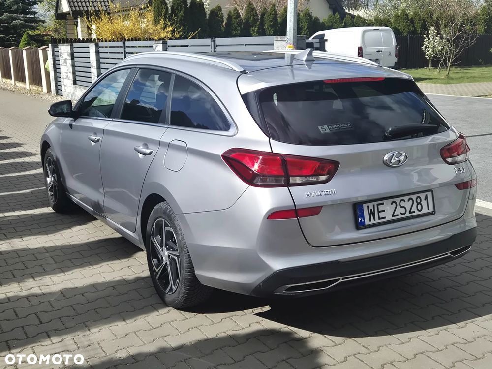 Hyundai i30 1.6 D Comfort DCT - 17