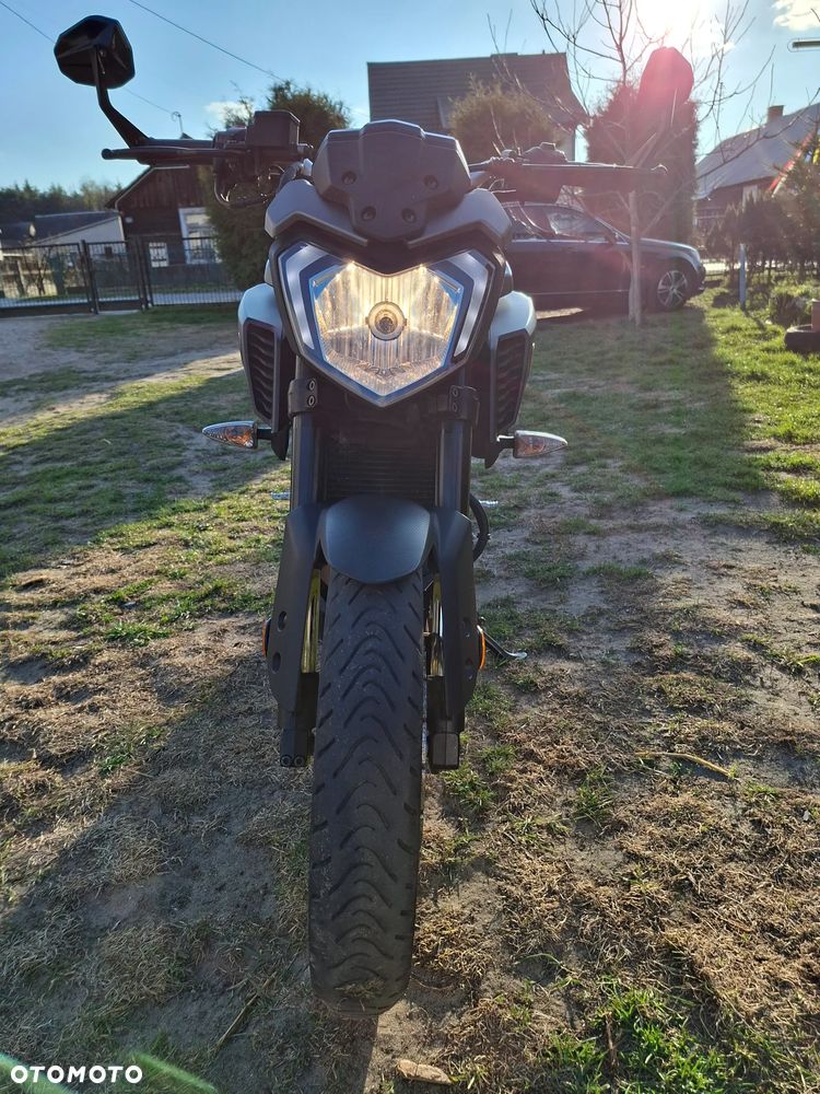 Yamaha MT - 16