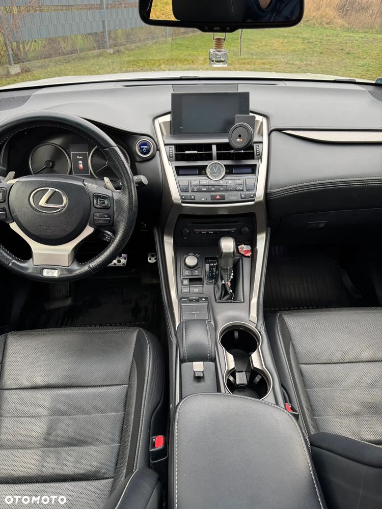 Lexus NX 300h F Sport AWD - 7