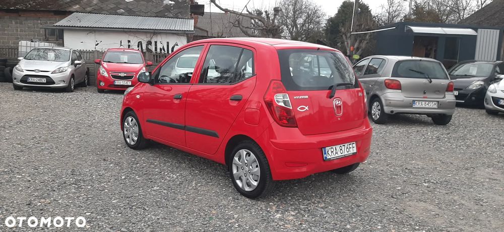 Hyundai i10 - 10