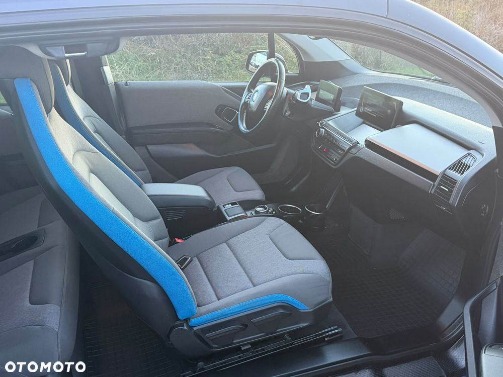BMW i3 (60 Ah) - 17