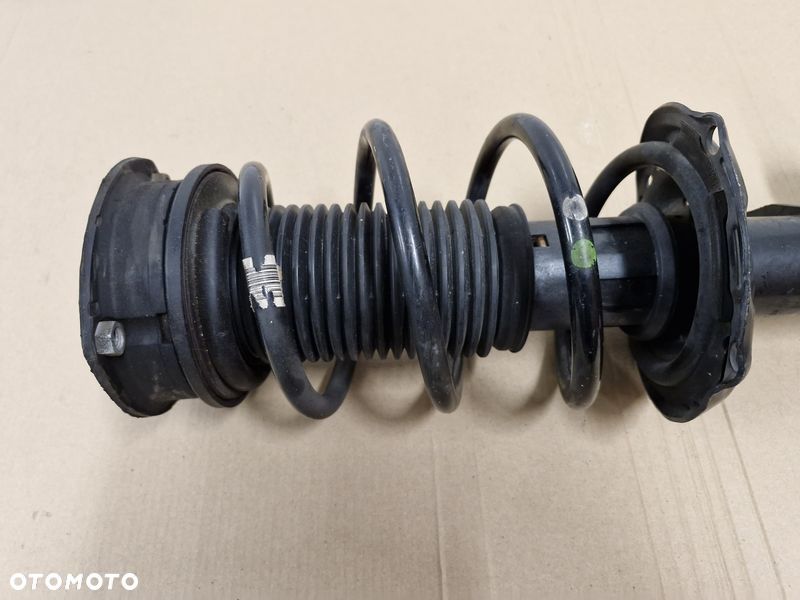 SKODA SUPERB III 3 AMORTYZATOR SPRĘŻYNA 3Q0413031AK - 2