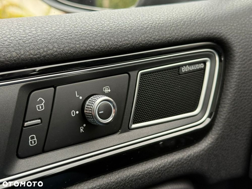 Volkswagen Touareg - 24