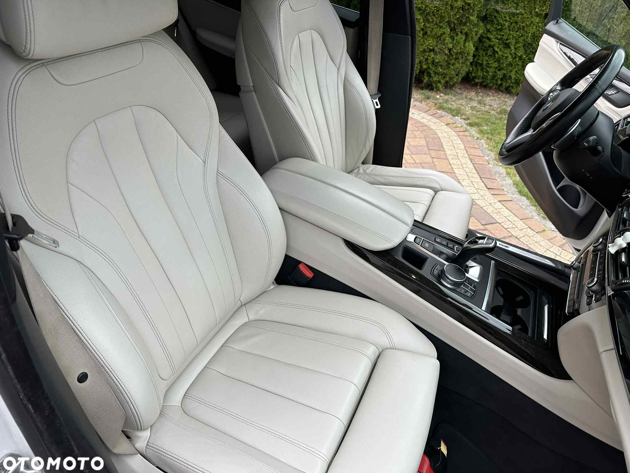 BMW X5 xDrive40d - 9