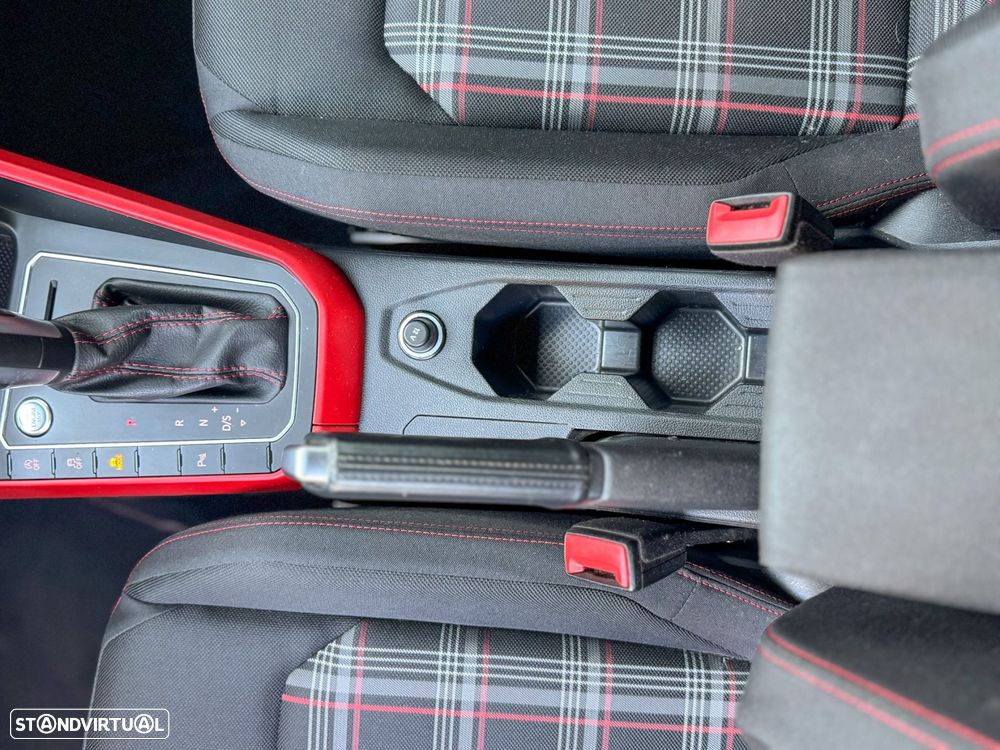 VW Polo 2.0 TSI GTI DSG - 36