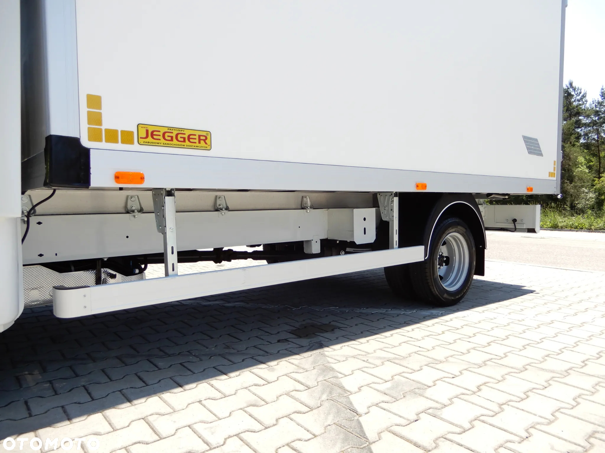 Opel MOVANO 2.3 CDTi 163 KM Bliźniak Kontener 4.26 CM 8 E.Palet JEGGER Boczne Drzwi 800 Kg Ładowność WZMACNIANY 60 Tys Przeb Stan Auta Jak NOWY - 18