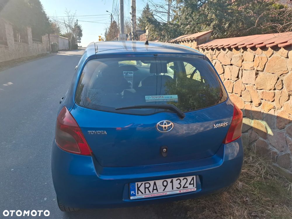 Toyota Yaris 1.3 Luna - 2