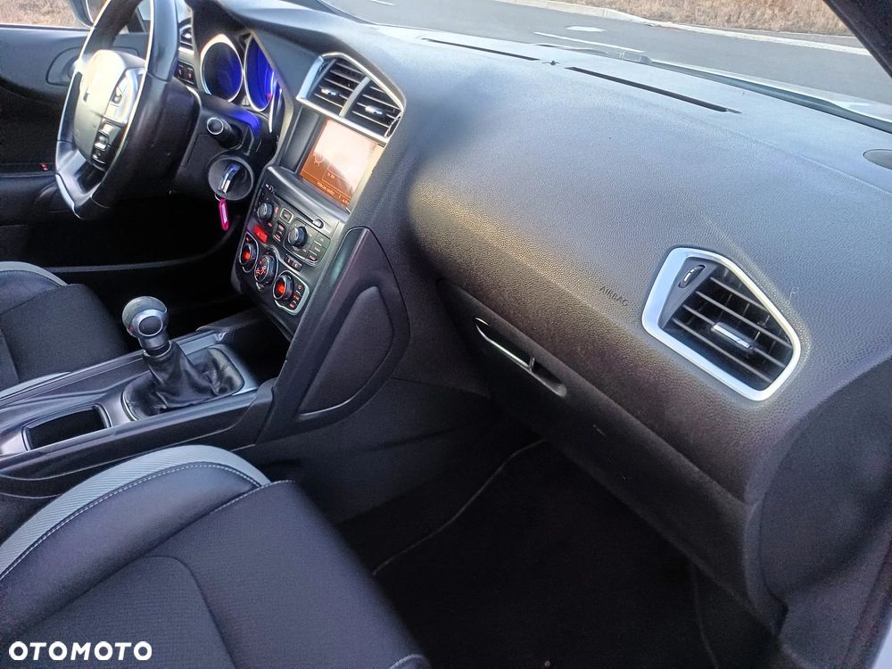 Citroën DS4 VTi 120 SoChic - 24