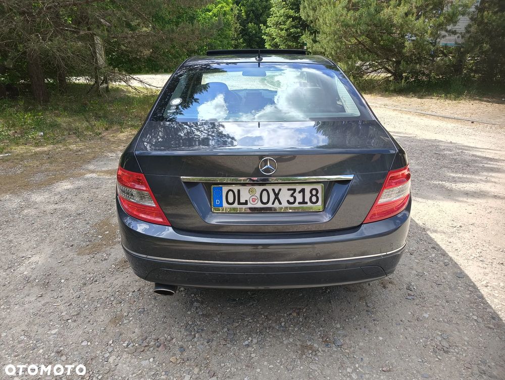 Mercedes-Benz Klasa C 220 CDI DPF Automatik BlueEFFICIENCY - 4