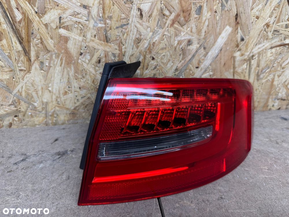 LAMPA TYŁ PRAWA LED AUDI A4 B8 SEDAN 8K5 - 12