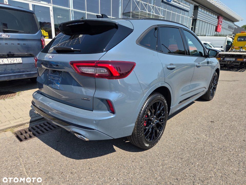Ford Kuga - 4