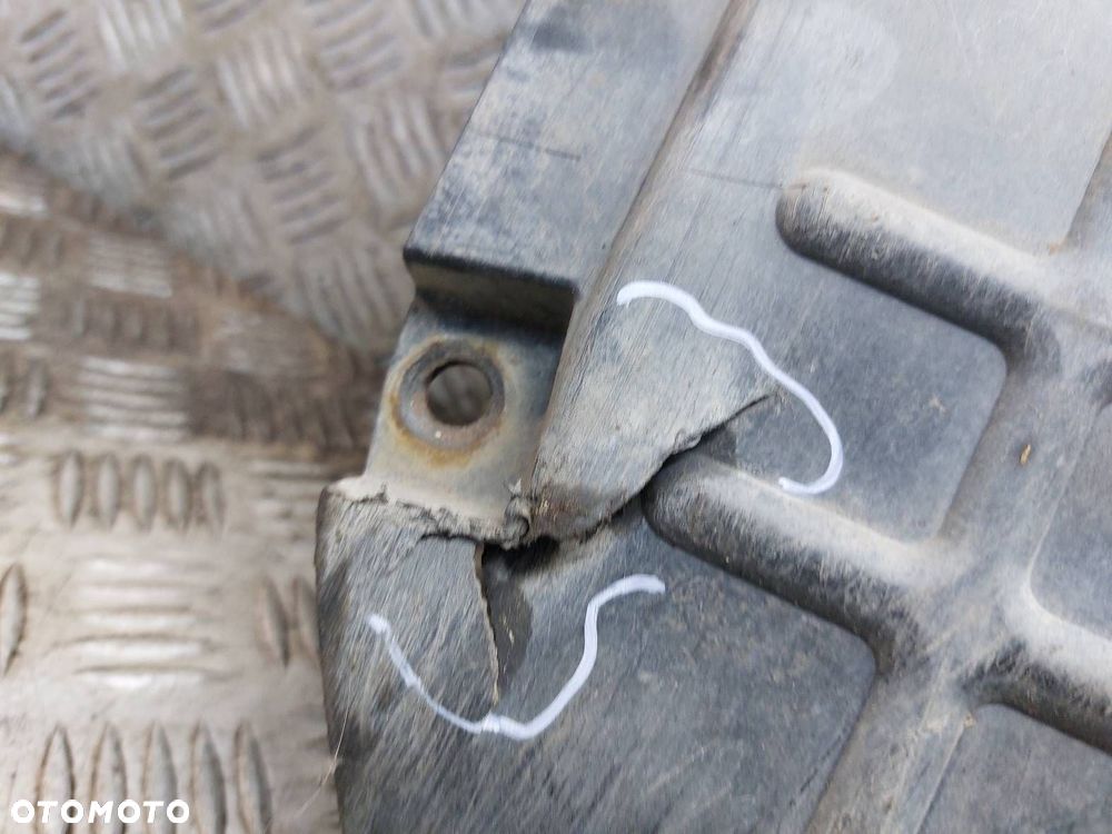 OSŁONA SILNIKA DOLNA KIA CEED I 1.6 CRDI - 2