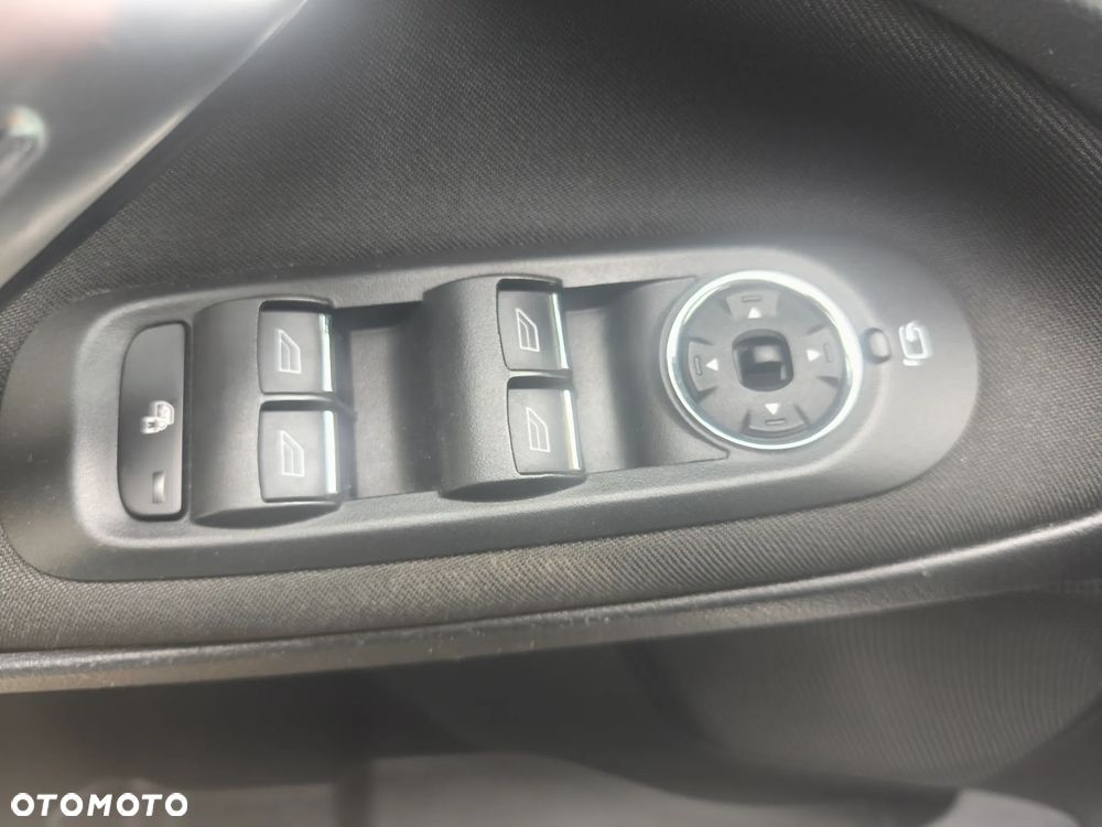 Ford Mondeo 2.0 TDCi ECOnetic Business Edition - 10