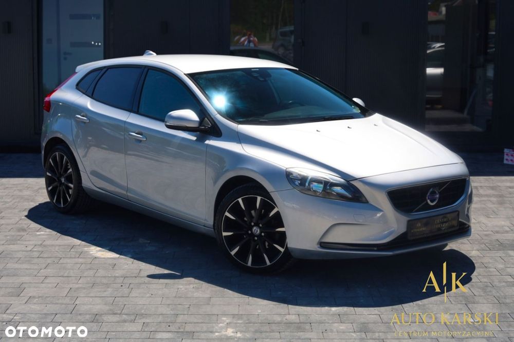 Volvo V40 - 9