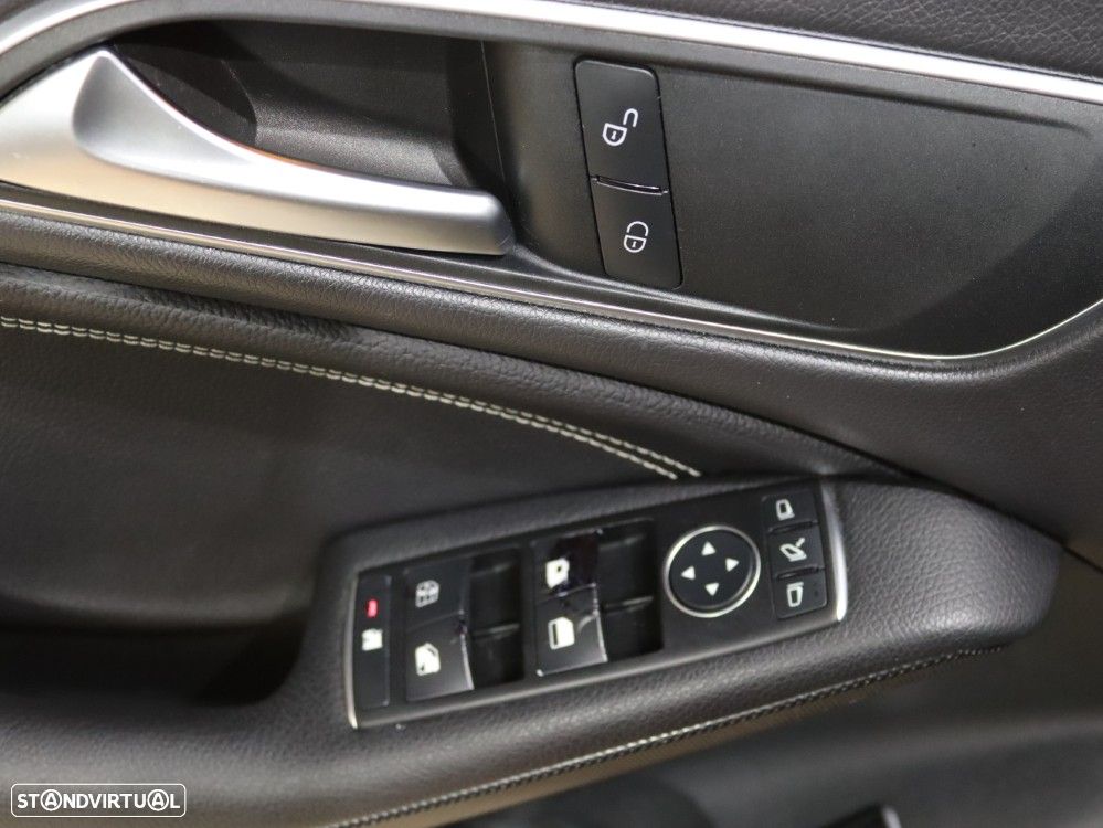 Mercedes-Benz CLA 180 d Shooting Brake Urban Aut. - 18