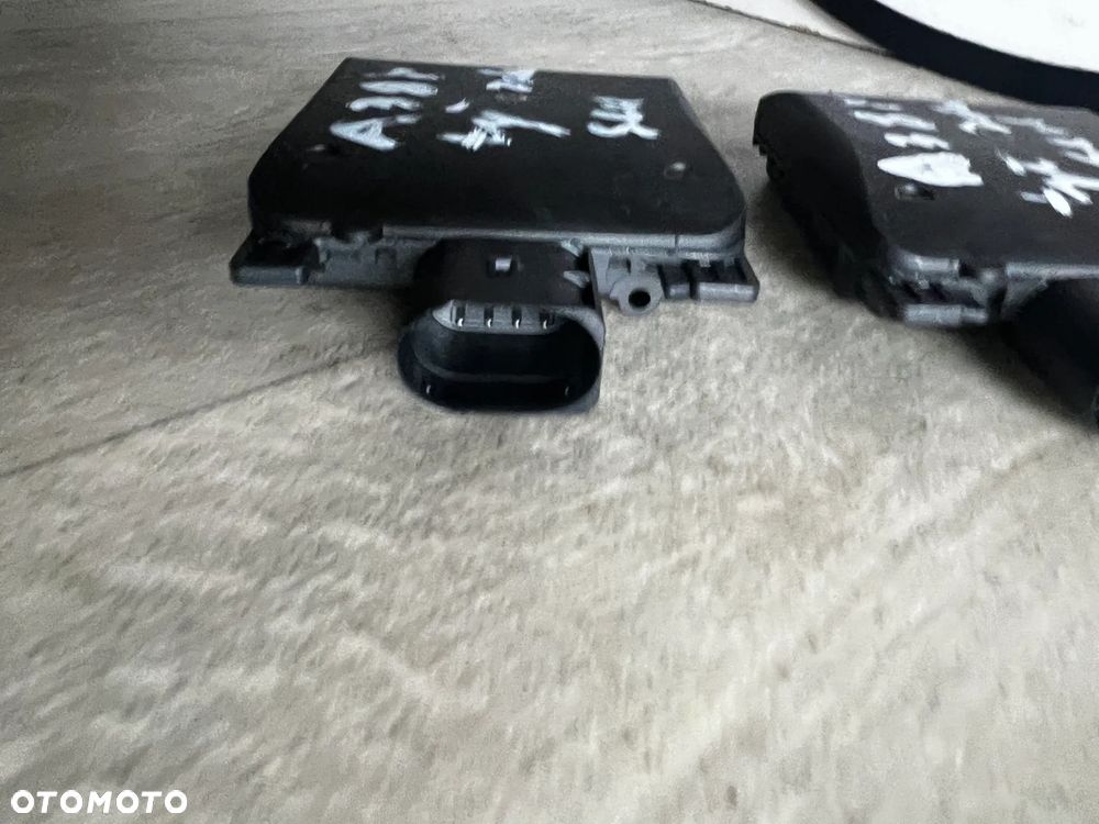 VW AUDI SKODA RADAR ASYSTENT PASA PRAWY LEWY 2Q0907685H 2Q0907686H - 3