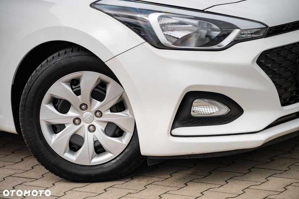Hyundai i20 1.2 Classic Plus - 11