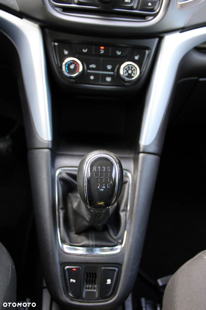 Opel Zafira 1.4 T Cosmo - 27