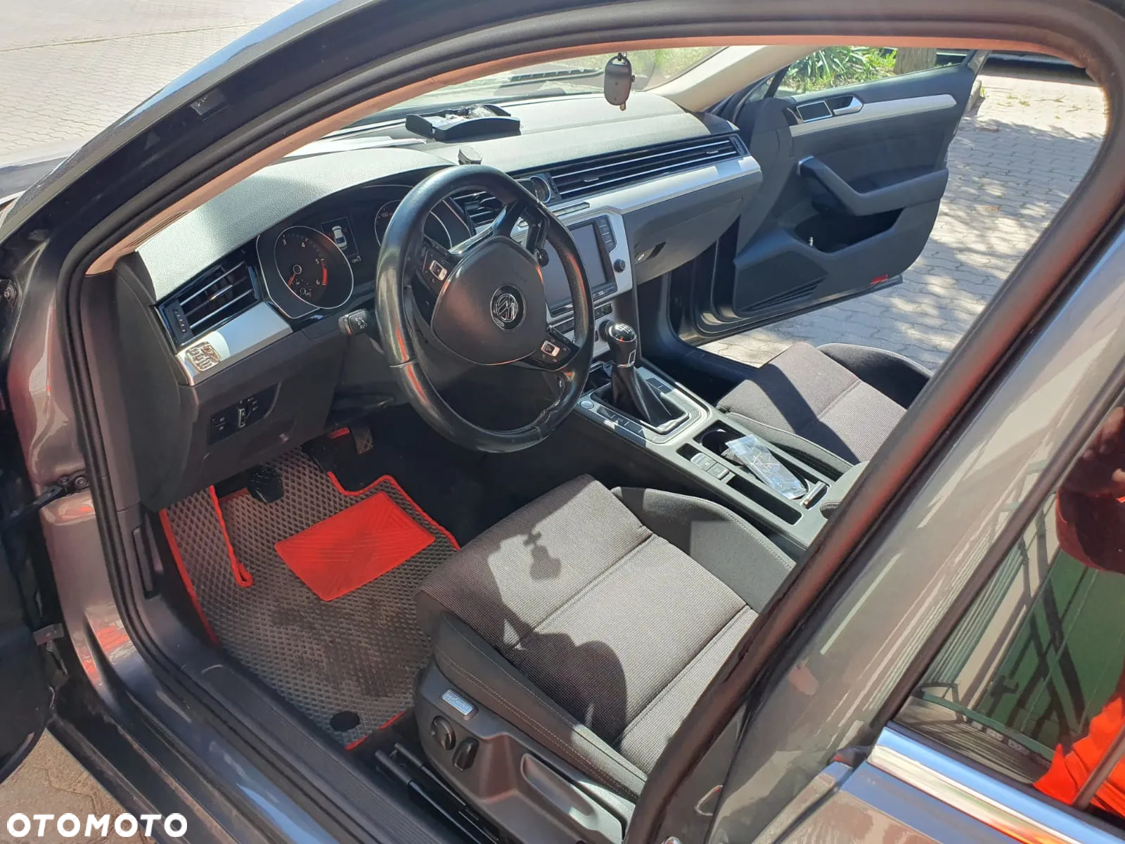 Volkswagen Passat 2.0 TDI BMT Comfortline - 20