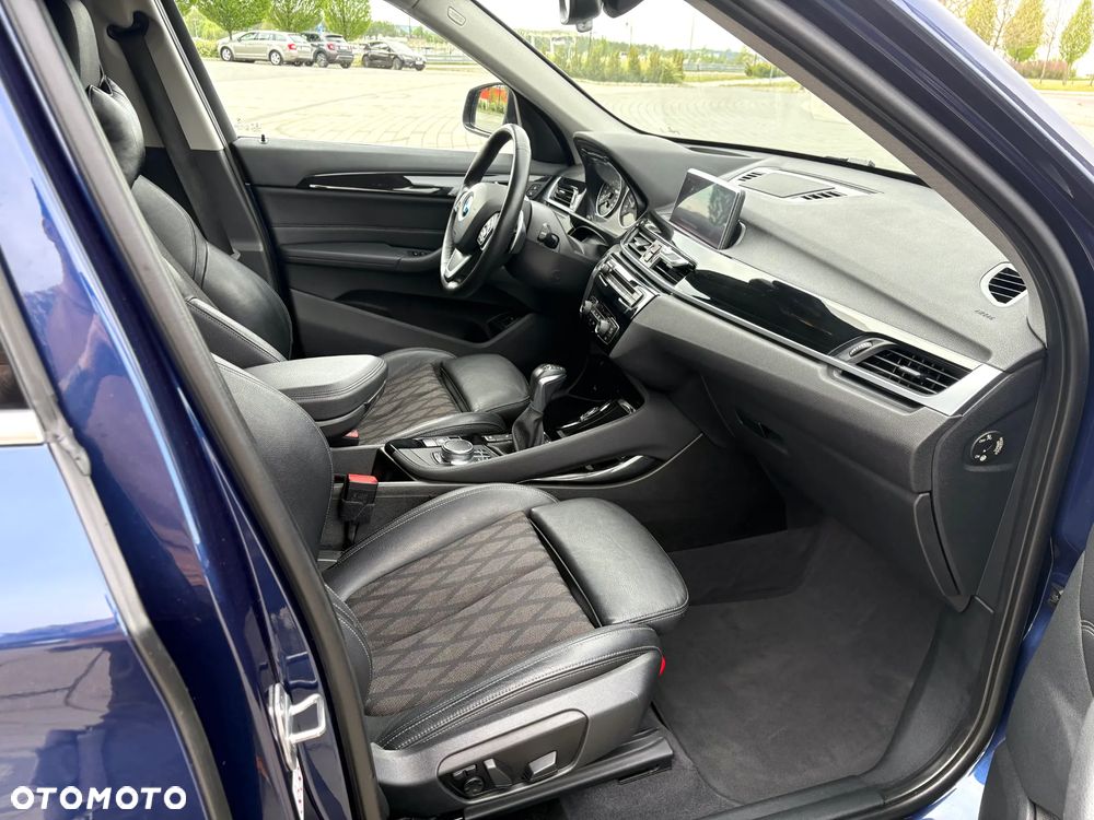 BMW X1 xDrive20d xLine - 18