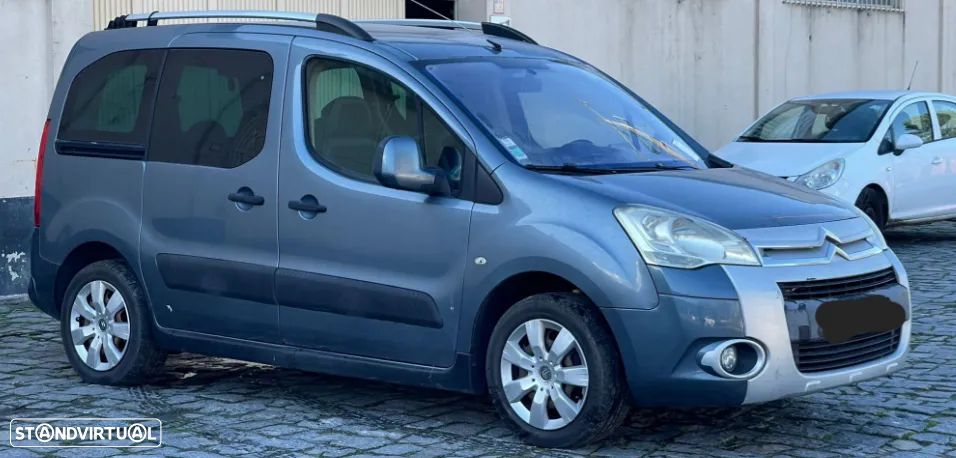 Porta Frente Direita Citroen Berlingo/Peugeot Partner 2013 - 1