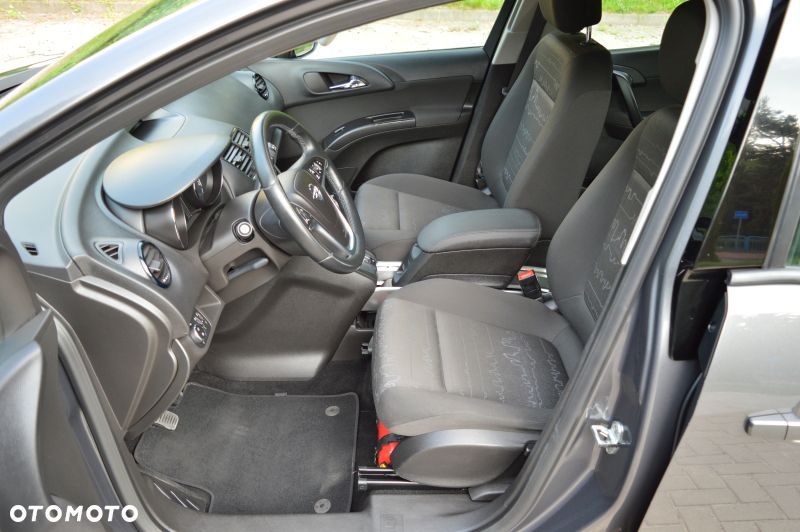 Opel Meriva - 13