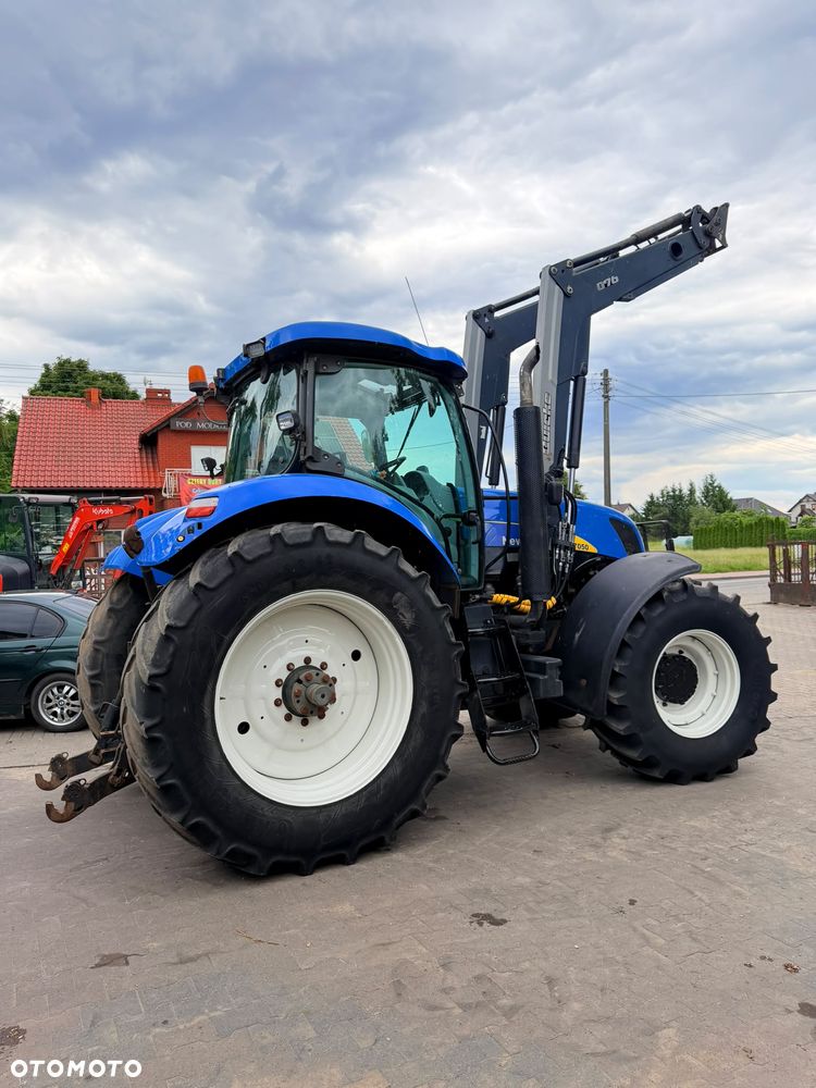 New Holland T 7050 - 29