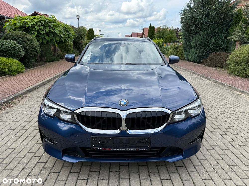 BMW Seria 3 318d Sport Line - 5