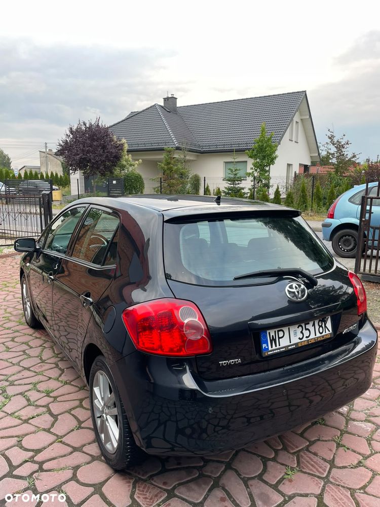 Toyota Auris 1.4 VVT-i - 8