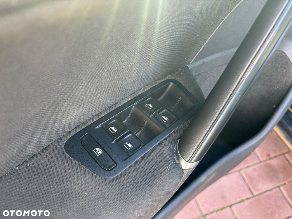 Volkswagen Golf - 15