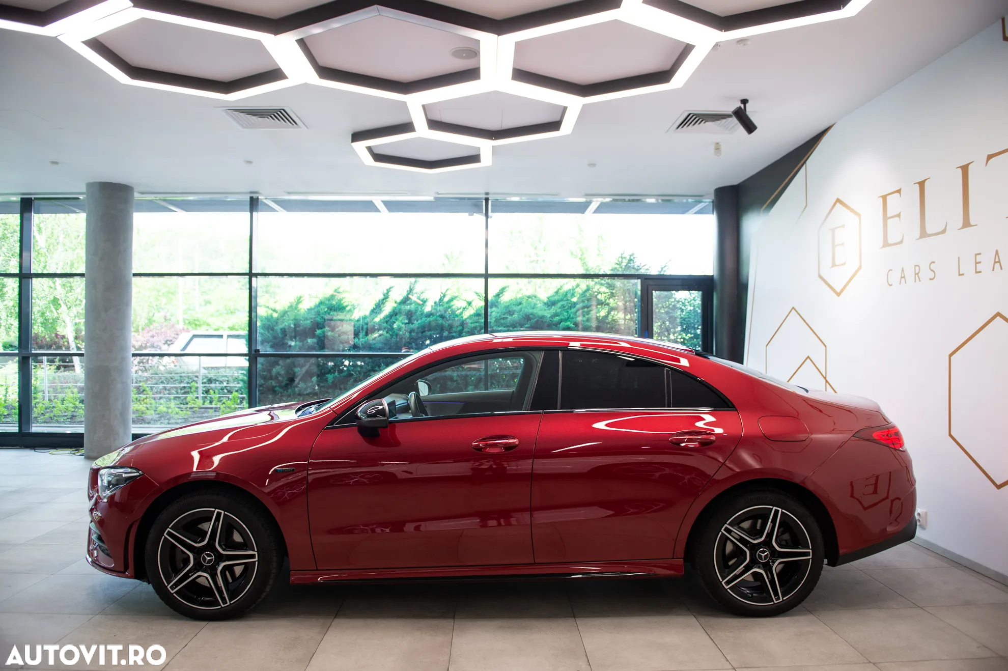 Mercedes-Benz CLA - 4