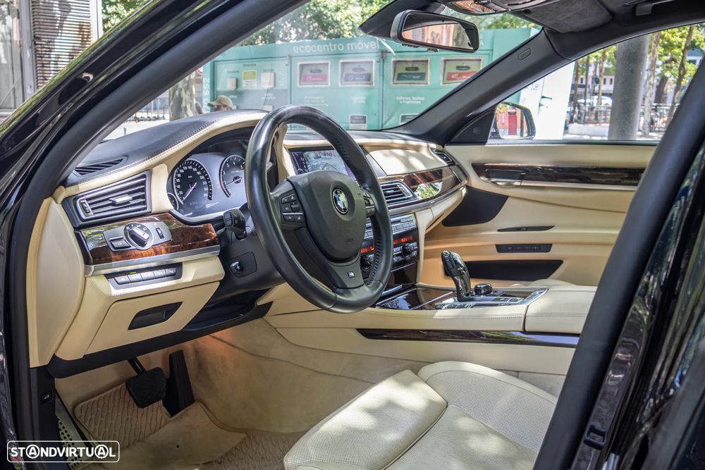 BMW 760 i - 6