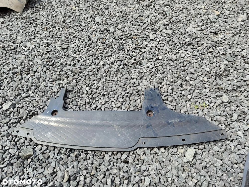 BMW F11 M-pakiet OSŁONA Pod Tylny Zderzak Prowadnica - 7