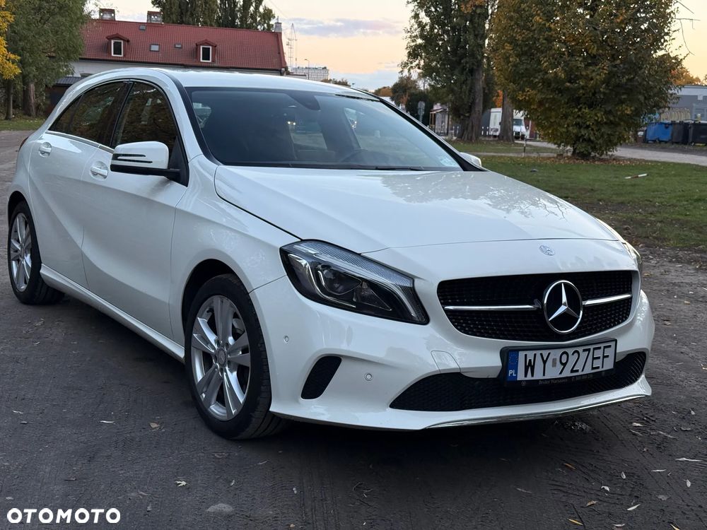 Mercedes-Benz Klasa A 180 7G-DCT AMG Line - 13