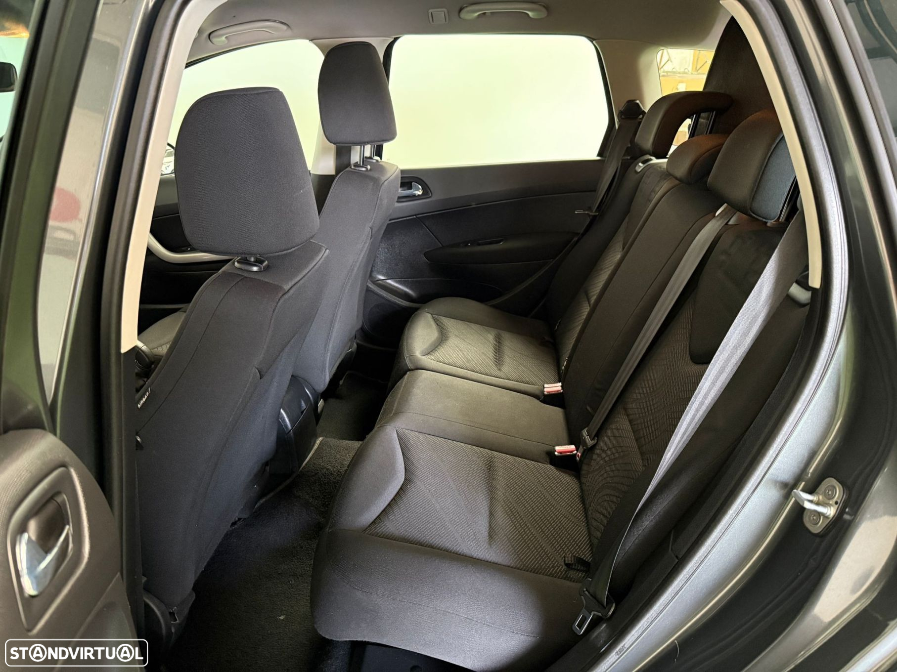 Peugeot 308 SW 1.4 16V Premium - 9