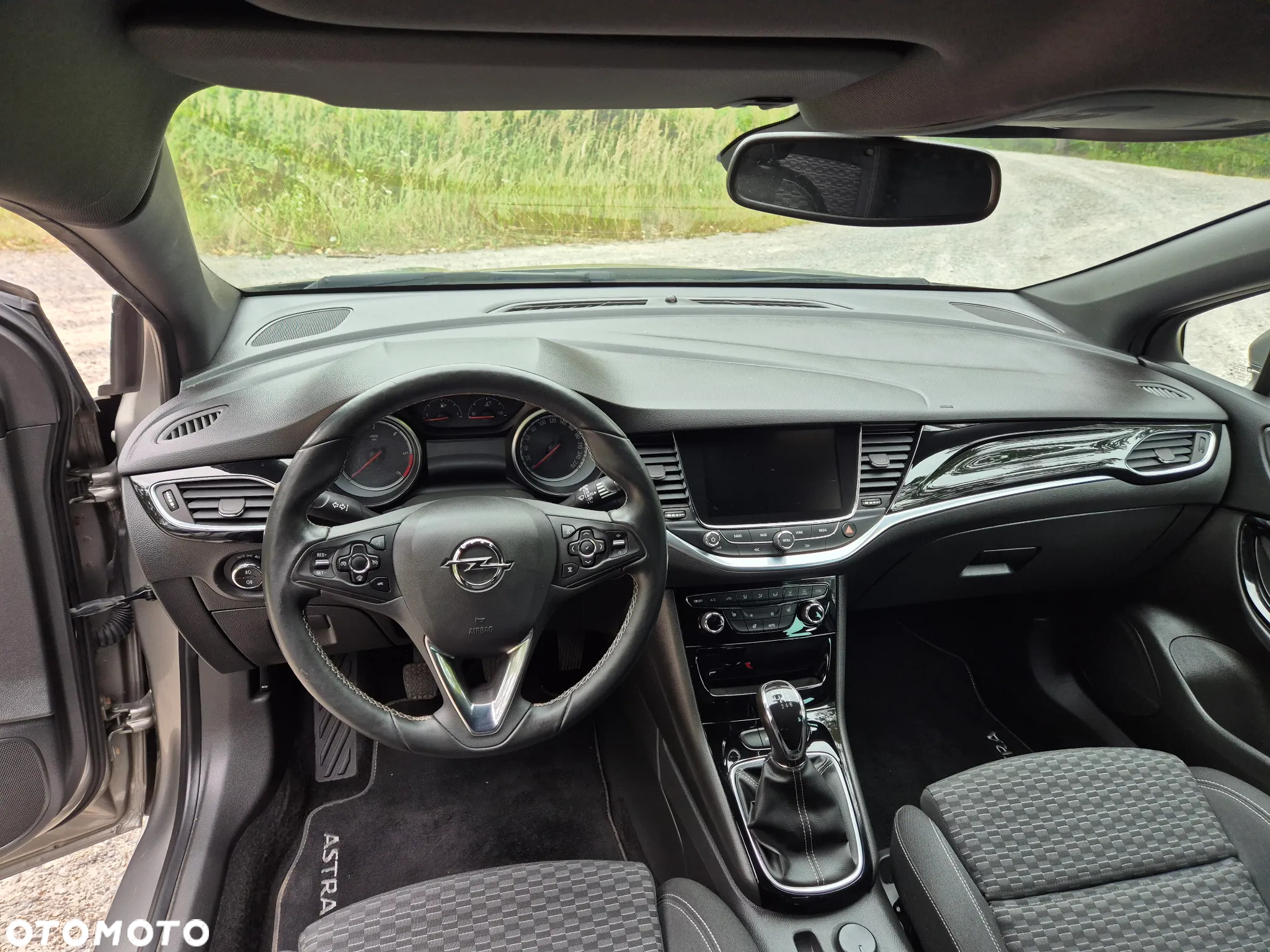 Opel Astra V 1.6 CDTI Essentia S&S - 13