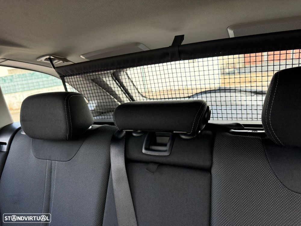 BMW 318 d Line Sport Auto - 14