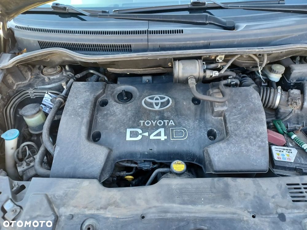 Toyota Corolla Verso - 5