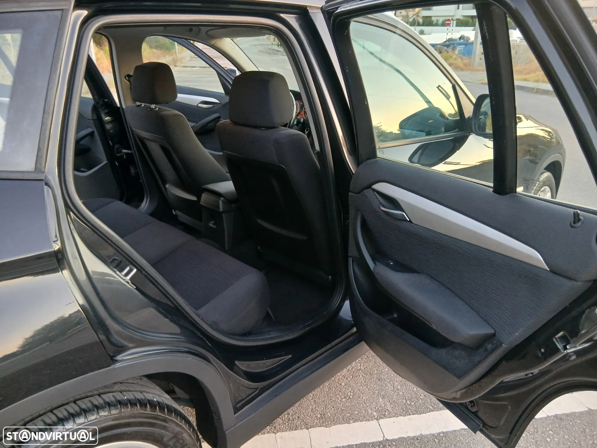 BMW X1 18 d sDrive Pack M - 9