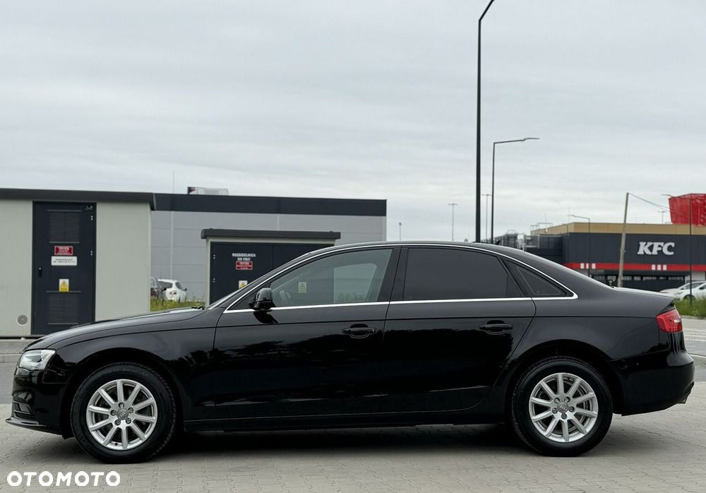Audi A4 Limousine - 9