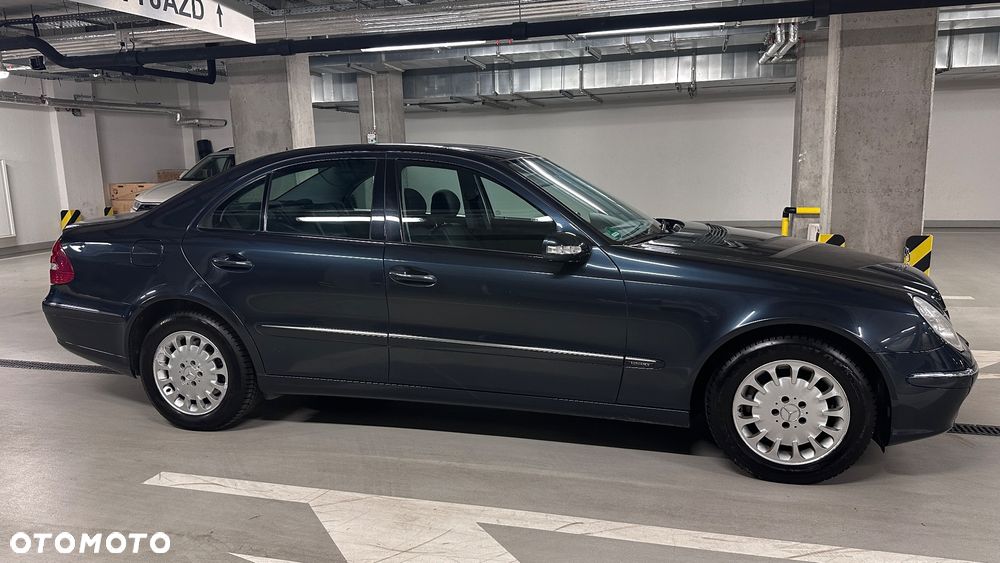 Mercedes-Benz Klasa E - 27