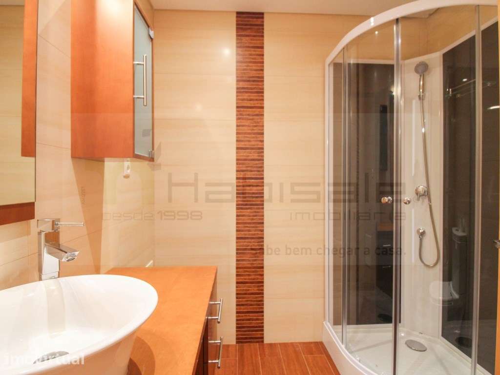 Apartamento T3 com box , arrecadação e varanda com churrasqueira pa... - Grande imagem: 5/32