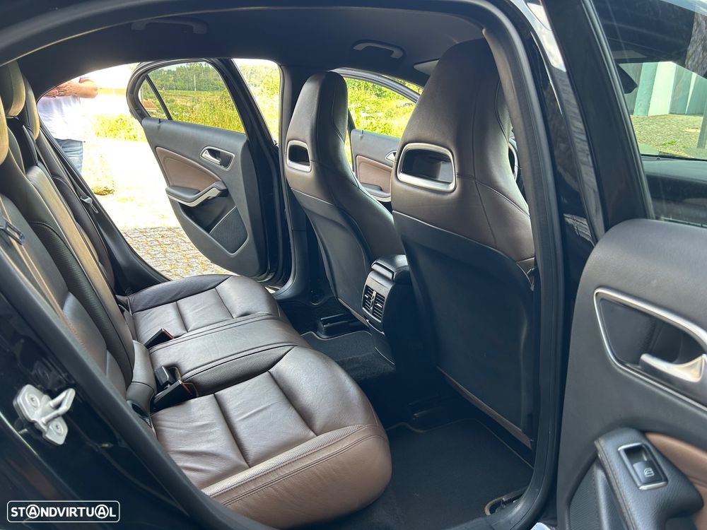 Mercedes-Benz A 200 CDI (BlueEFFICIENCY) AMG Sport - 16