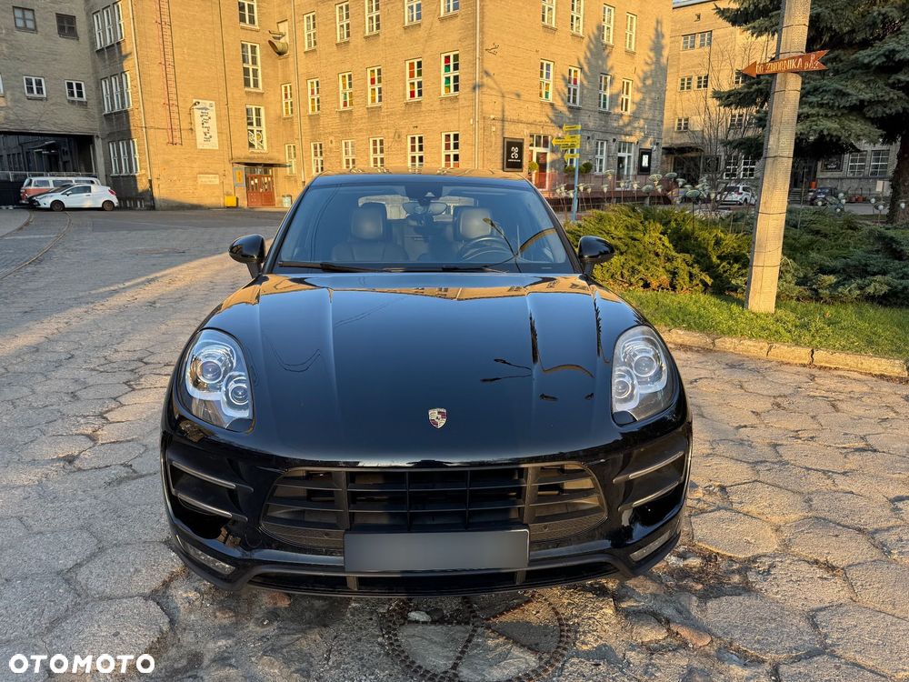 Porsche Macan Turbo PDK - 2
