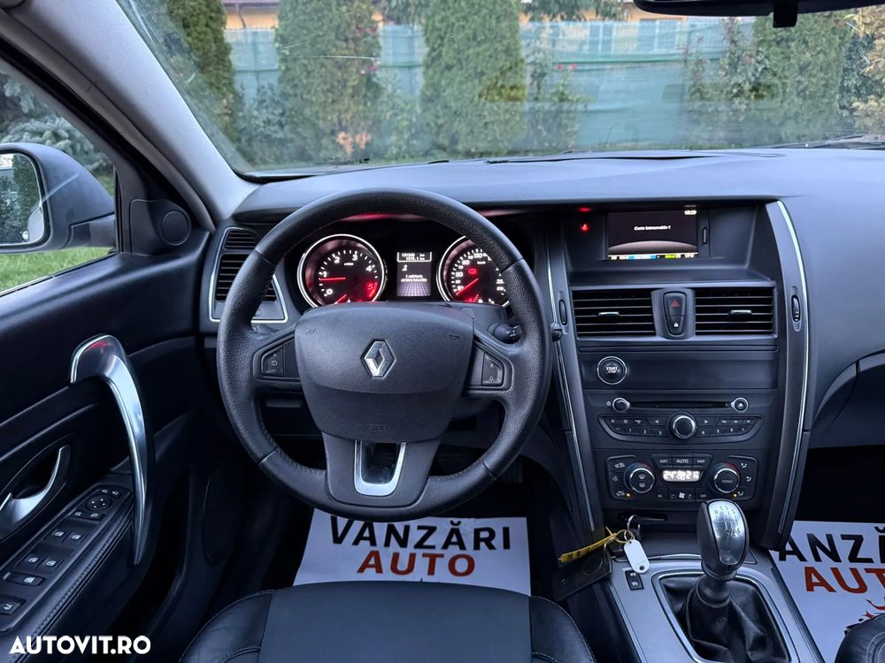 Renault Latitude 2.0 dCi Luxury - 6